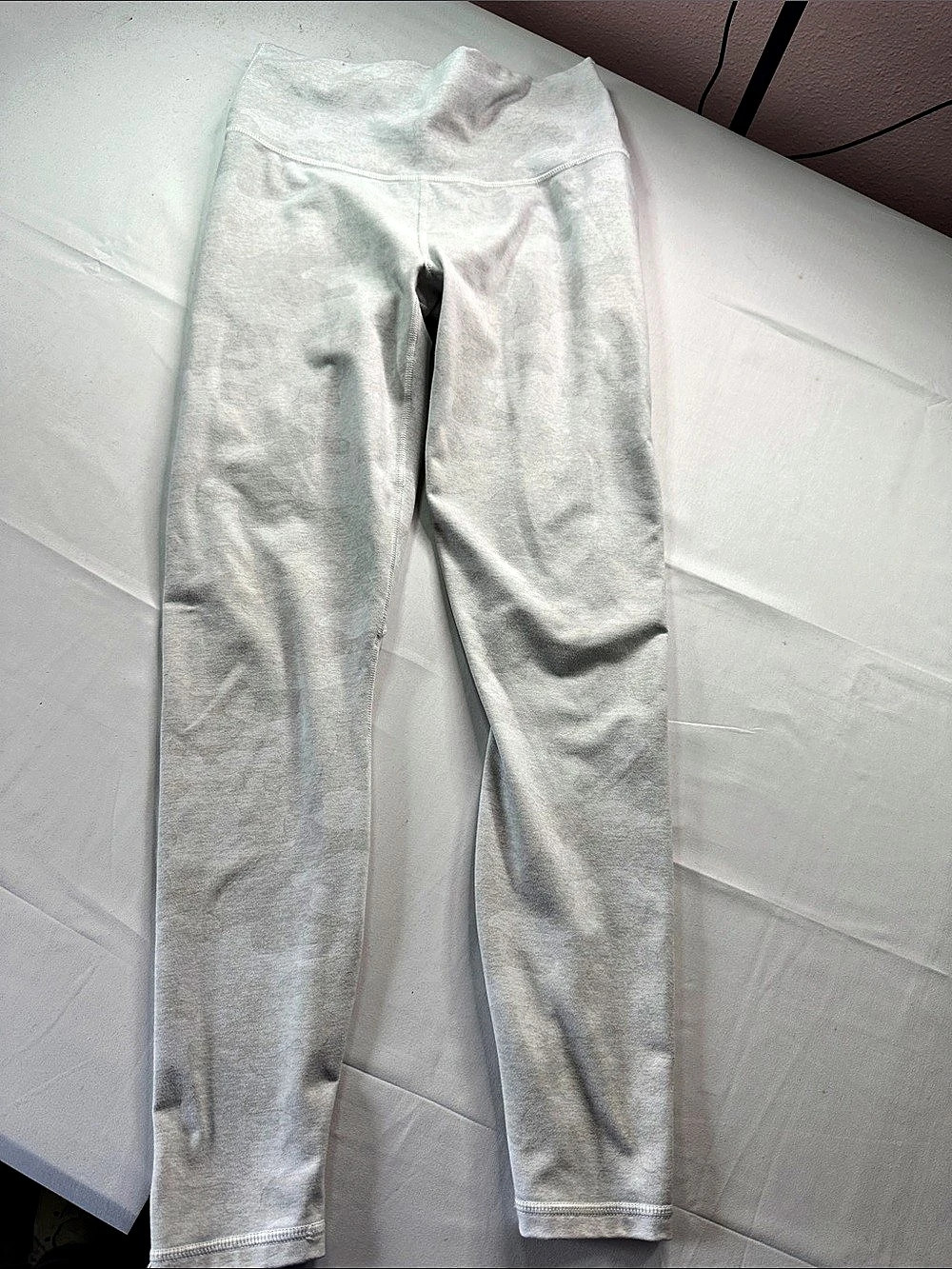 Fabletics PowerHold High-Waisted Legging High-Waisted Leggings White